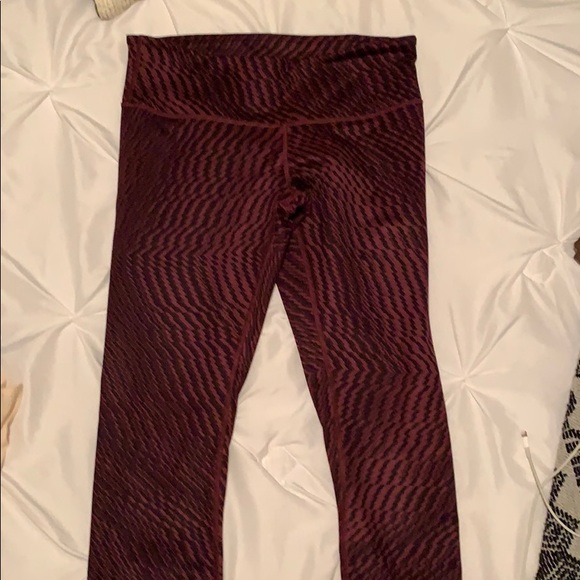 Lululemon Crop Leggings - Picture 3 of 3